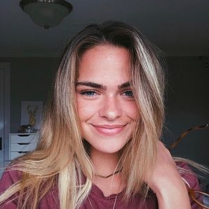 Meet your Posher, Summer Mckeen